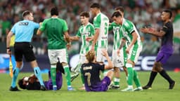 Apelación mantiene la sanción de Facundo Bernal y el Betis no acudirá al TAD